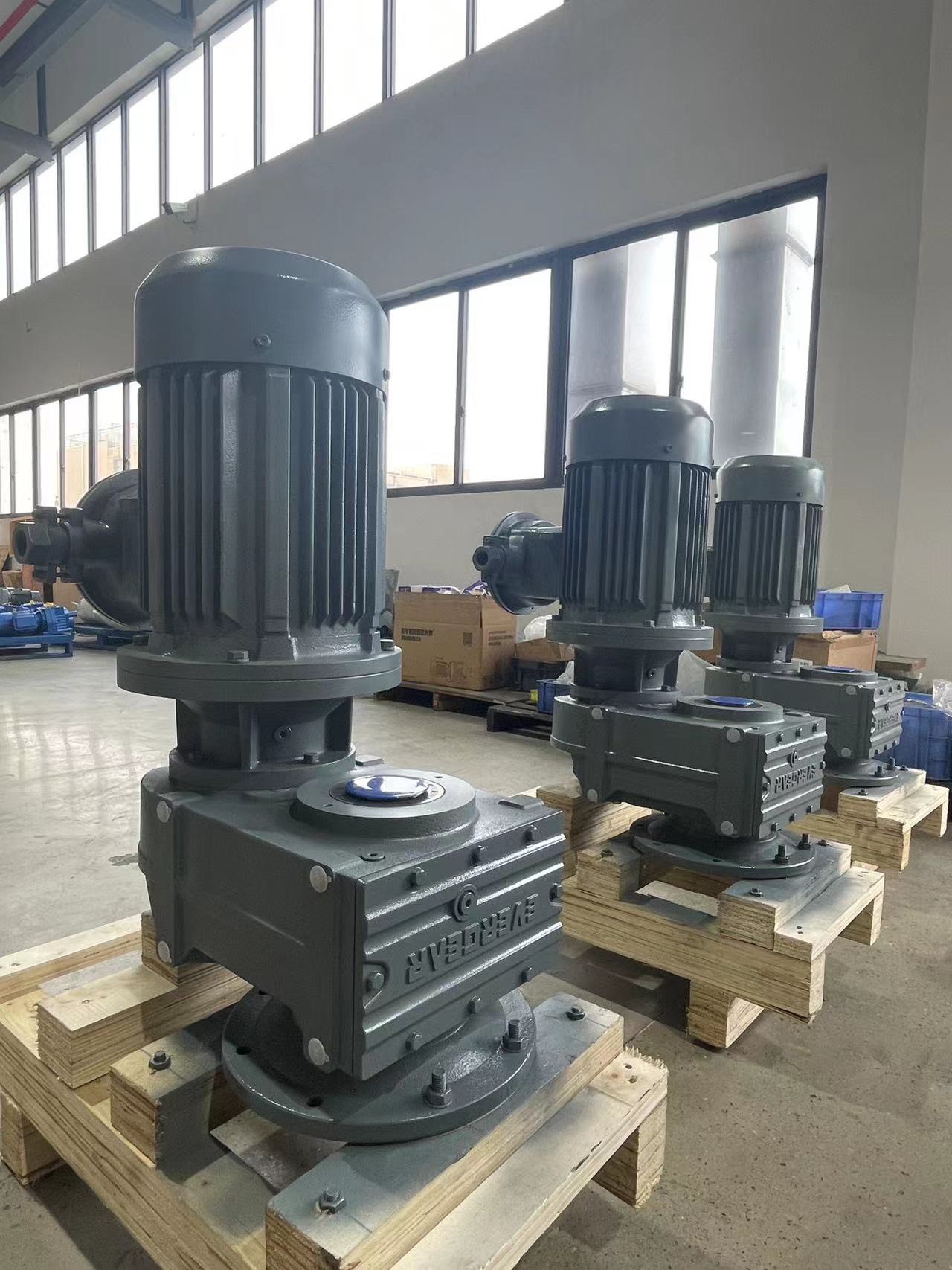 Mô tơ giảm tốc EF- EK