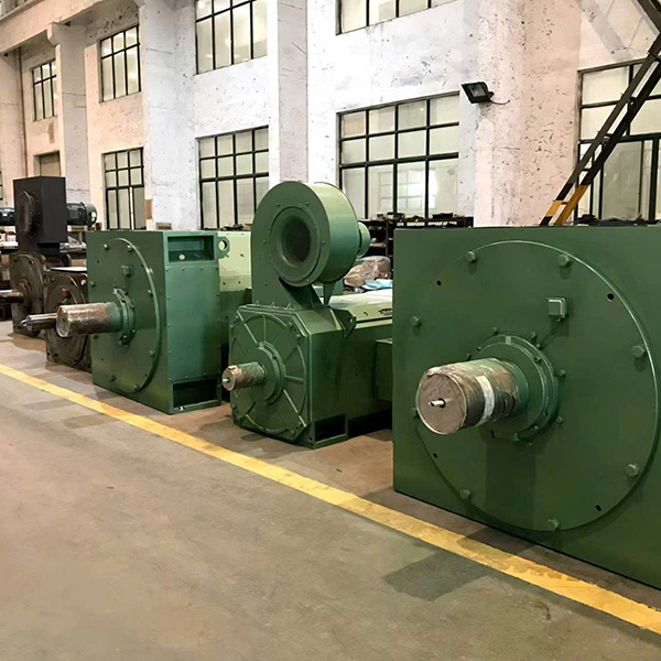 Motor DC 1 chiều